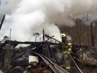 Fire destroys a home in Renick, Greenbrier County - Quincy Herald-Whig ... Fire destroys a home in Renick, Greenbrier County - Quincy Herald-Whig ...